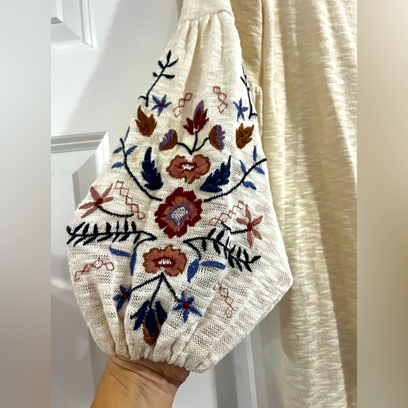 Eyeshadow Handbags - Embroidered Floral Cream Boho Long Cardigan